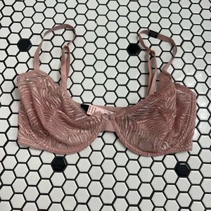 NWT Victoria’s Secret unlined Demi underwire bra size 34DD